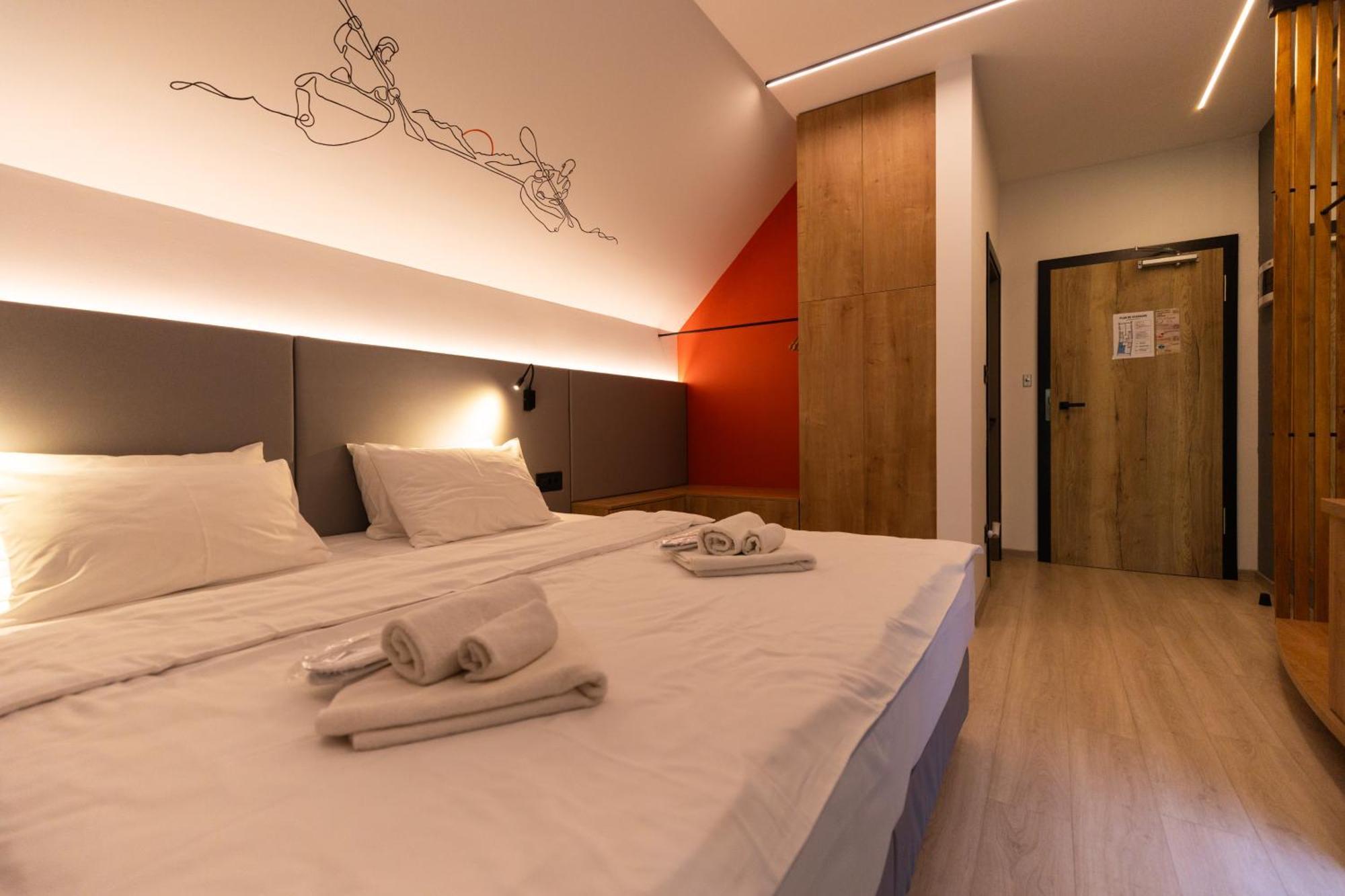 Adventure Lake Resort - Simared Baia Mare Zewnętrze zdjęcie